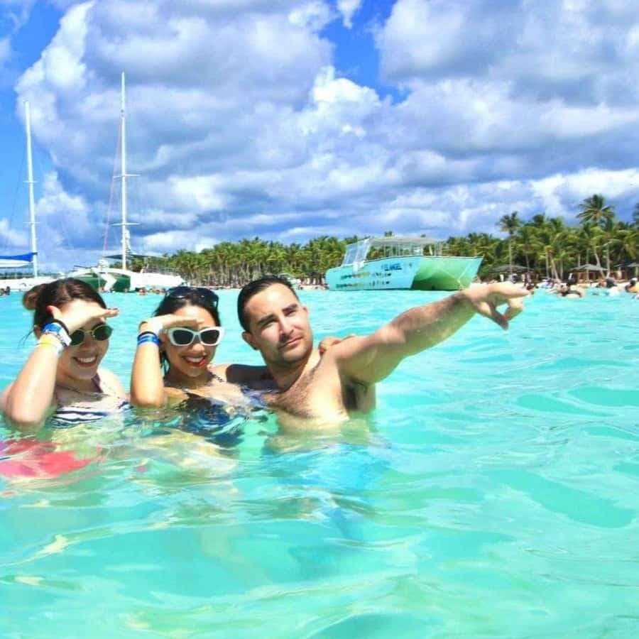 Punta Cana: Saona Island Speedboat and Catamaran Tour - Punta Cana